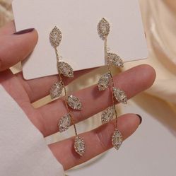 NEW 14K Gold Plated Diamond Leaf Drop Earrings a