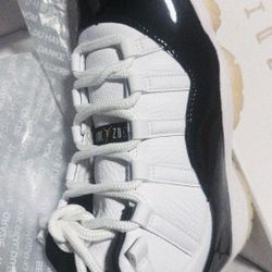 Jordan 11’s 