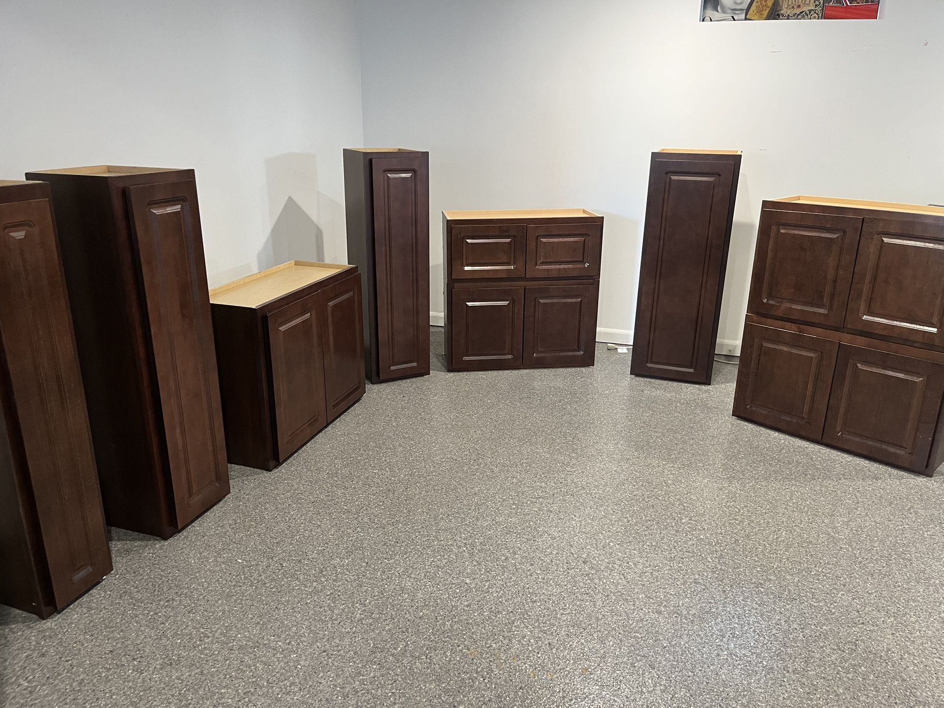 Set of 9 new kitchen wall cabinets garage, laundry