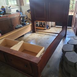 GENTLY USED QUEEN SIZE BEDFRAME WITH 2 DRAWER STORAGE