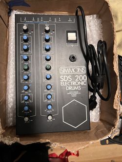 Simmons SDS200 2 Channel Drum Sound Module And Drum Pads