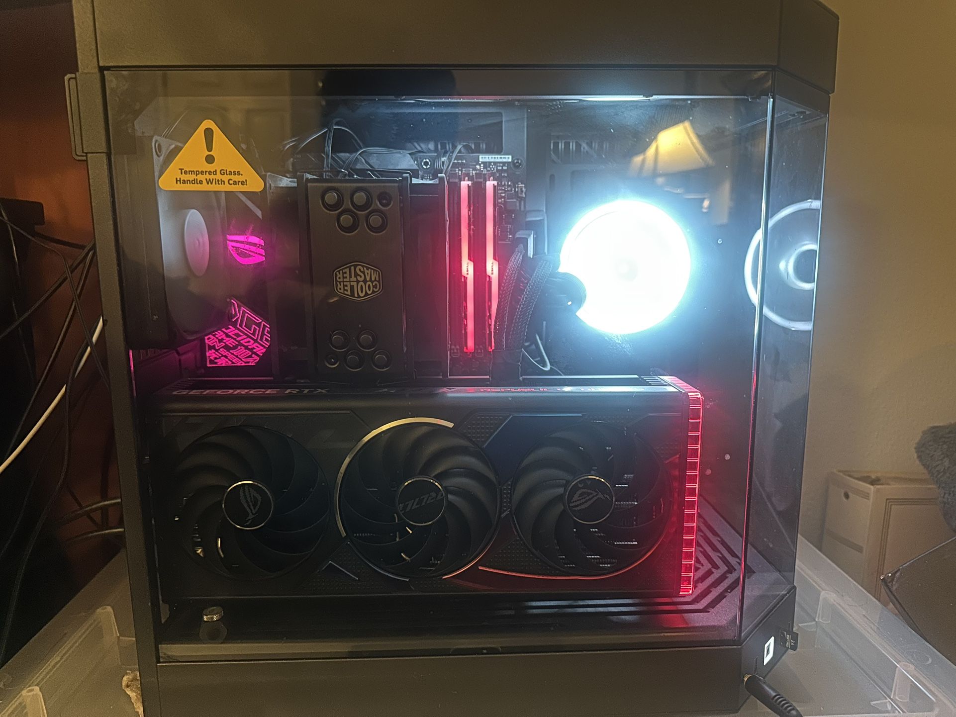 Gaming PC – i9-9900K | RTX 4070 | 32GB RAM With WIDESCREEN MONITOR 