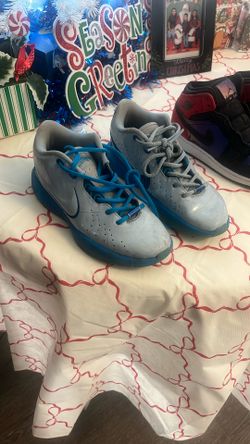 Kid shoes $10 each