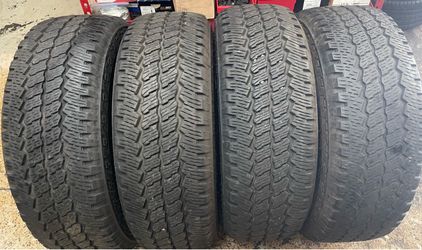 275-65-20 LT Bridgestone tires 75%