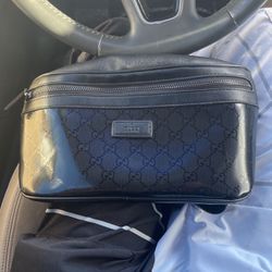 Authentic Gucci clip waist bag