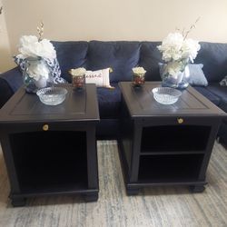 Black End Tables/Nightstands Set