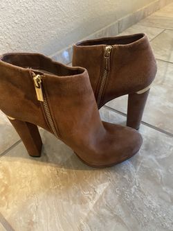 Michael Kors high heels 👠