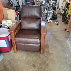 Recliner Chairs (x2)