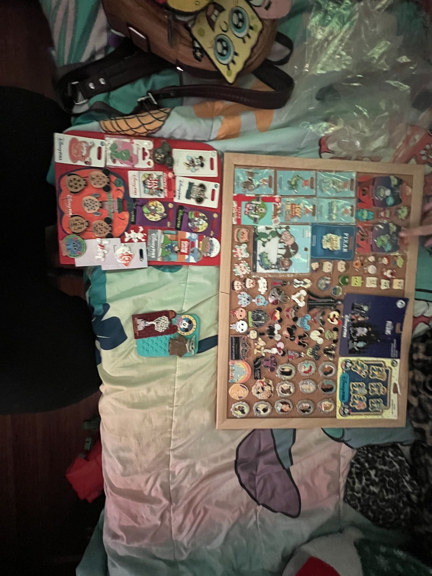 BIG DISNEY PIN LOT !
