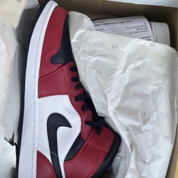 JORDAN 1 [ SIZE 13 MEN] BRAND NEW IN BOX