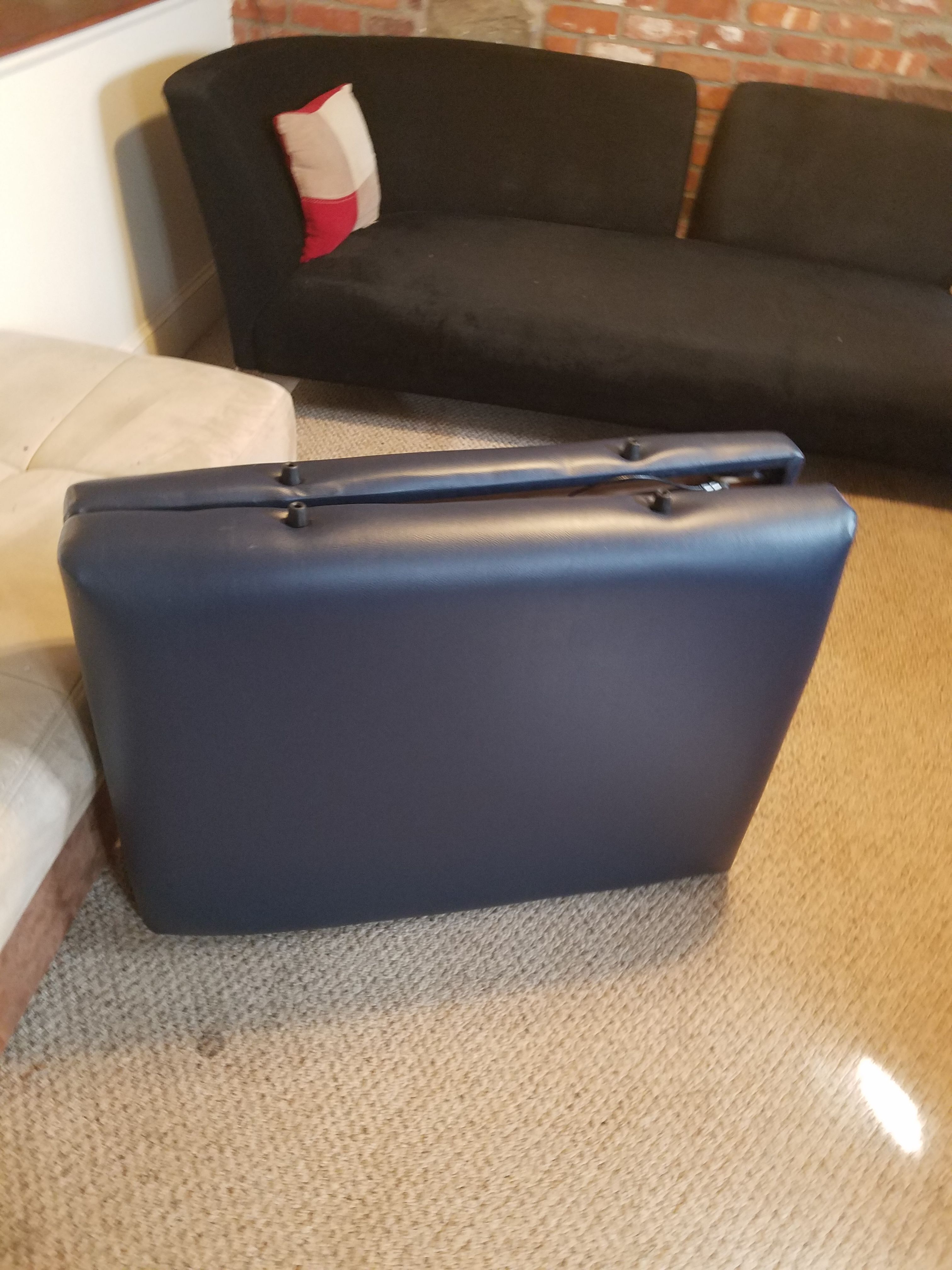 Massage table