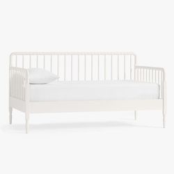 Williams Sonoma Day Bed