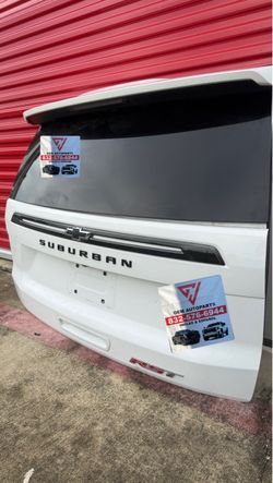 2022 2024 2026 Chevrolet Chevy Suburban Rear white tailgate