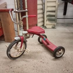 Red Tricycle