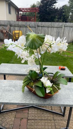 Faux White Orchid Floral Arrangement (plastic)