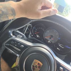2016 Porsche Macan