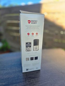 New Kwikset Aura Keypad Bluetooth Smart Lock.