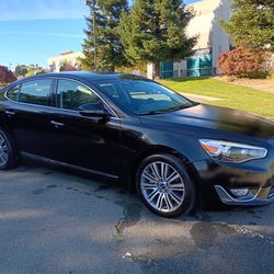 2016 KIA Cadenza