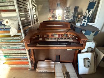 Thomas Transistor Organ