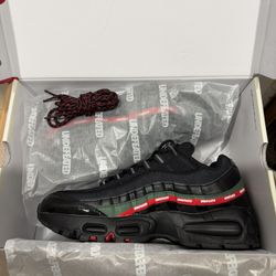 Undefeated X Nike Air Max 95