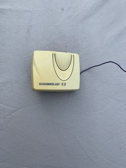 Chamberlain garage door opener clicker