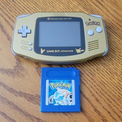Nintendo GameBoy Advance Pokemon Center New York Gold Edition & Pokemon Blue !!