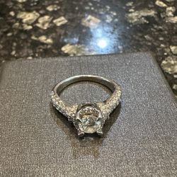 14K White Gold Wedding/Engagement Ring