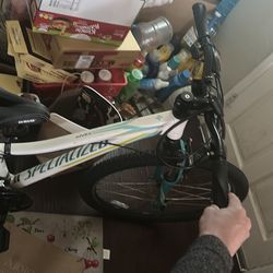 2016 Spelialized bike women mountain bike