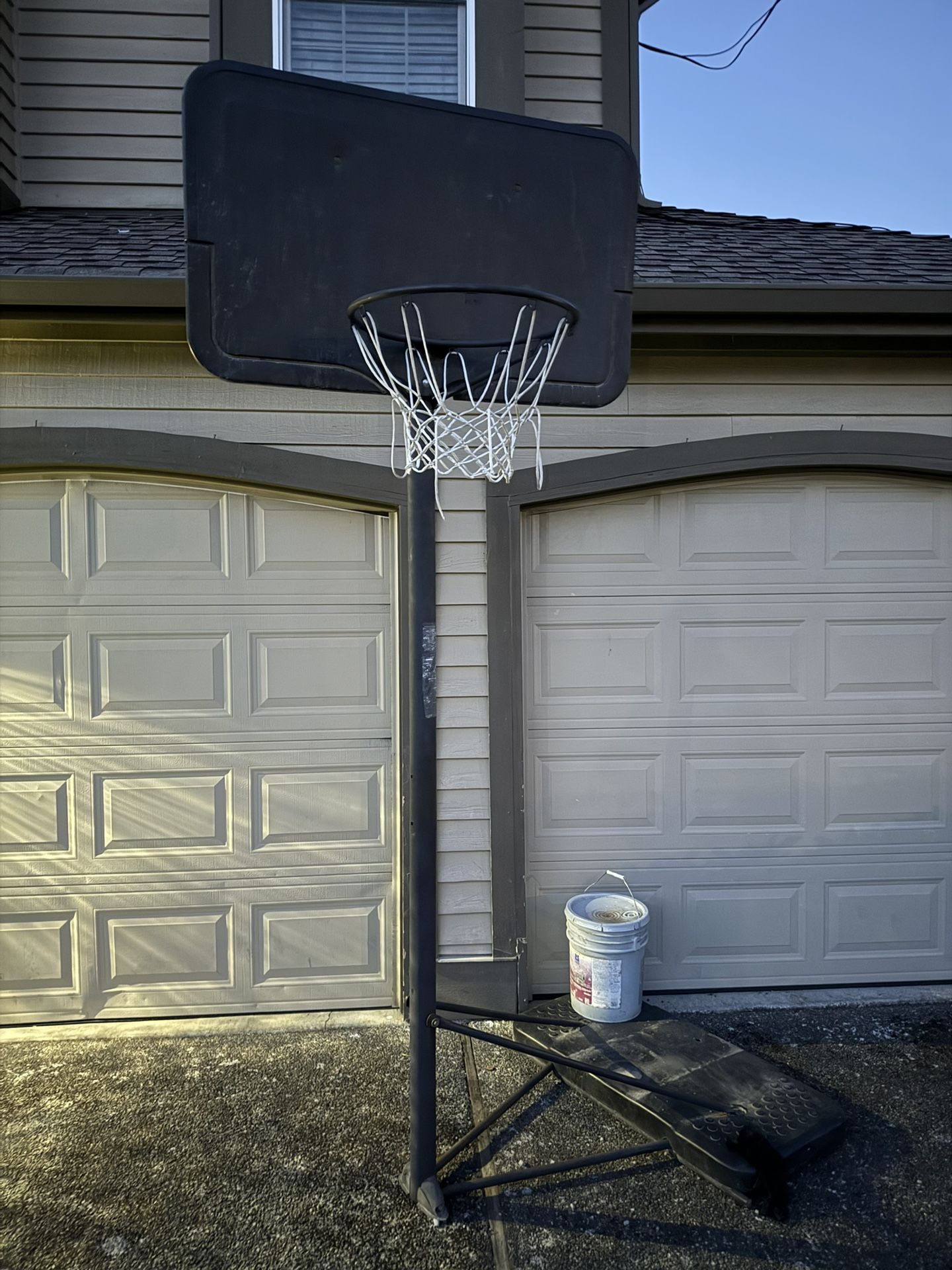 Free Basketball Hoop