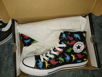 New converse size 3 boys