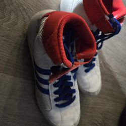 Boys adidas wrestling shoes 5.5