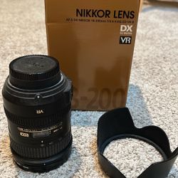 Nikon AF-S 18-200mm F/3.5-5.6