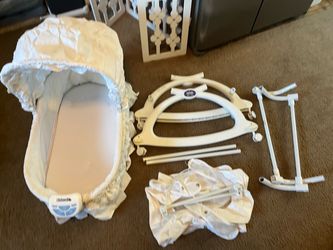 Bassinet / Koalcraft Bassinet
