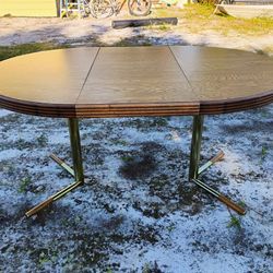 Mid Century Modern Or Retro Style Table 