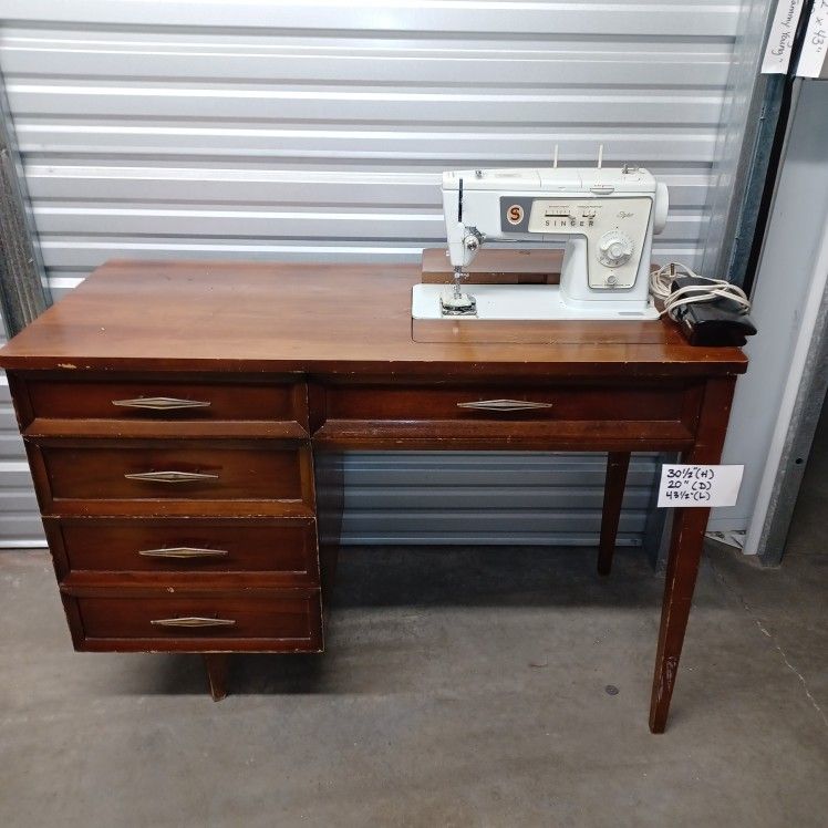 MCM Singer Sewing Machine & Sewing Desk
