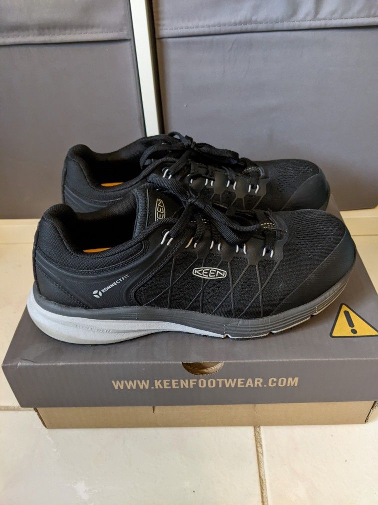 Keen Carbon Fiber Toe Shoes - Size 9