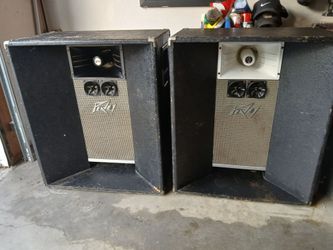 2 VINTAGE PEAVEY C-700 NETWORK SPEAKERS