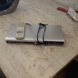 Toshiba DVD Player With Remote.