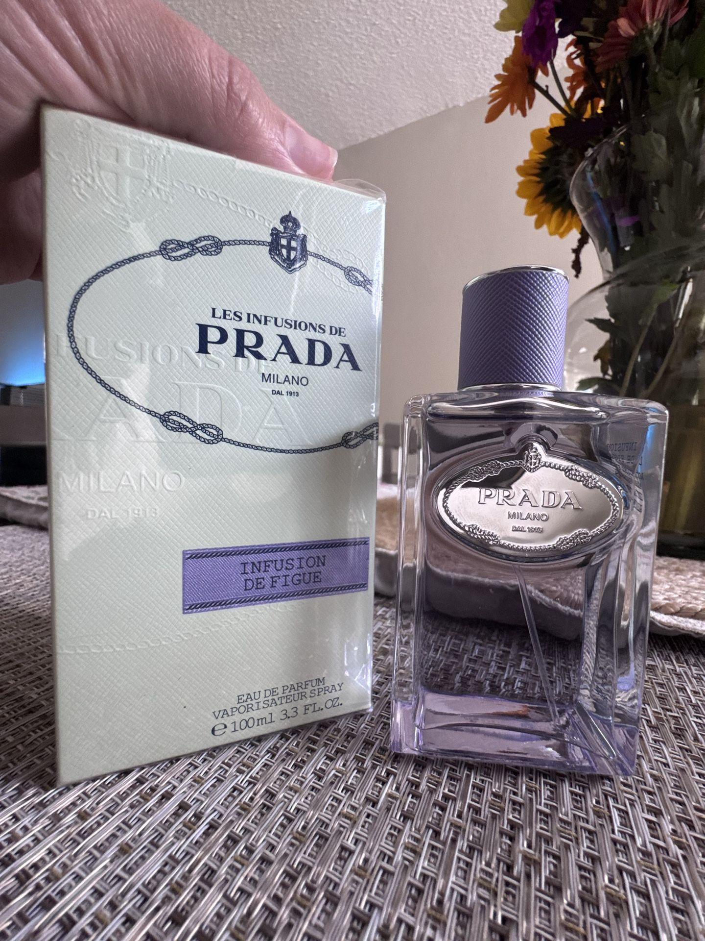 LES INFUSIONS DE PRADA MILANO