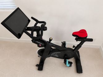 Soul cycle equinox bike