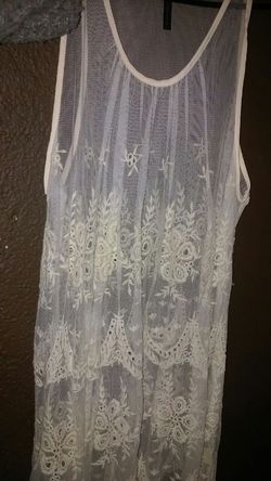 Hand laced top