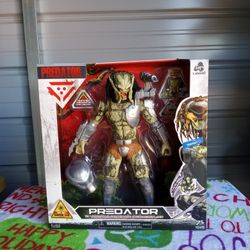 Lanard Predator Collection 12" Poseable Action Figure