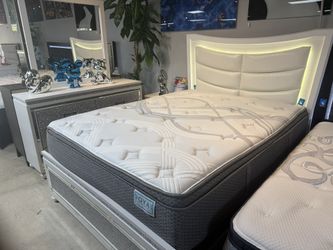 White Glitter 5 Pc Bedroom Set Black Friday Special Only $899