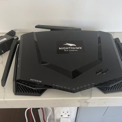 NETGEAR Nighthawk ROUTER.
