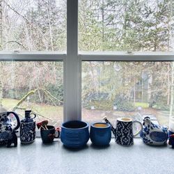 Blue pottery ceramic Collectible 12 Pieces