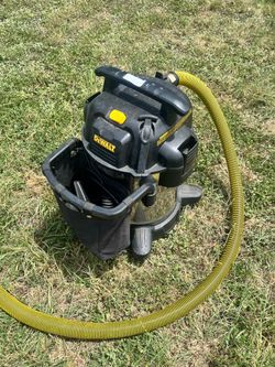 DEWALT 10 Gallon 5 HP Wet/Dry Shop Vacuum – Excellent Condition