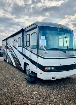 Georgie Boy Class A Diesel Pusher Motorhome RV
