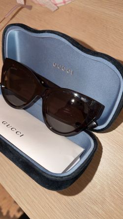 Sunglasses Gucci