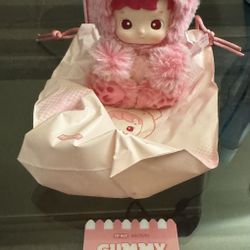 HACIPUPU Gummy Bear Series - Vinyl Plush POP MART (Cherry Flavor)