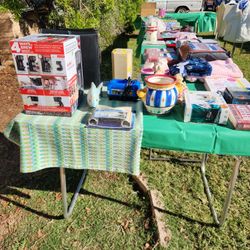 Yard Sale today 332 E Ellis Dr